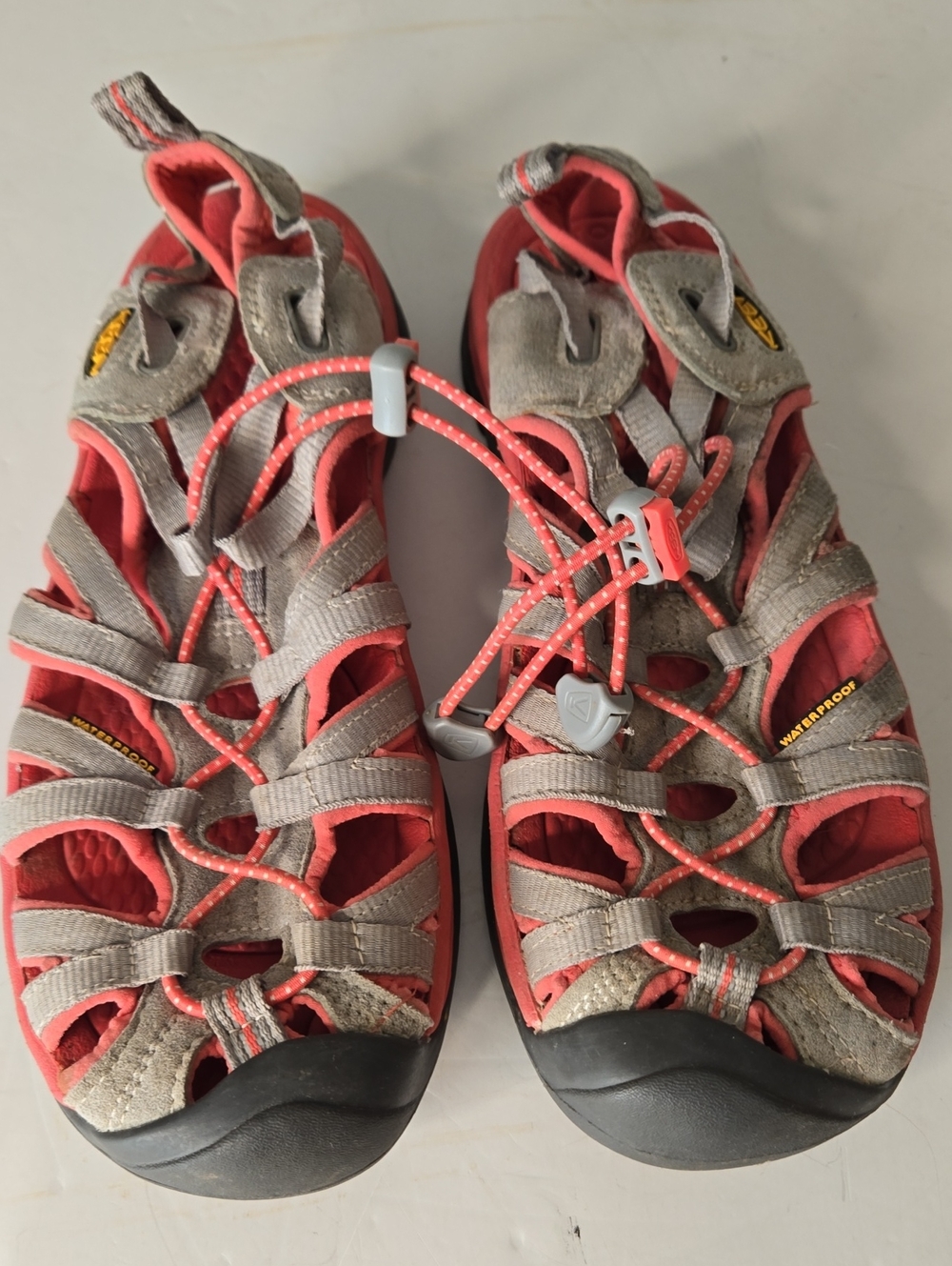 Keen Whisper Womens Sandals Coral Pink Waterproof Size 8